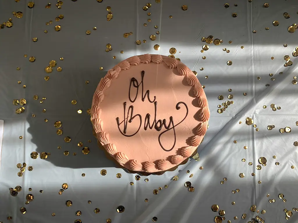 Thoughtful gifts for moms-to-be at a baby shower